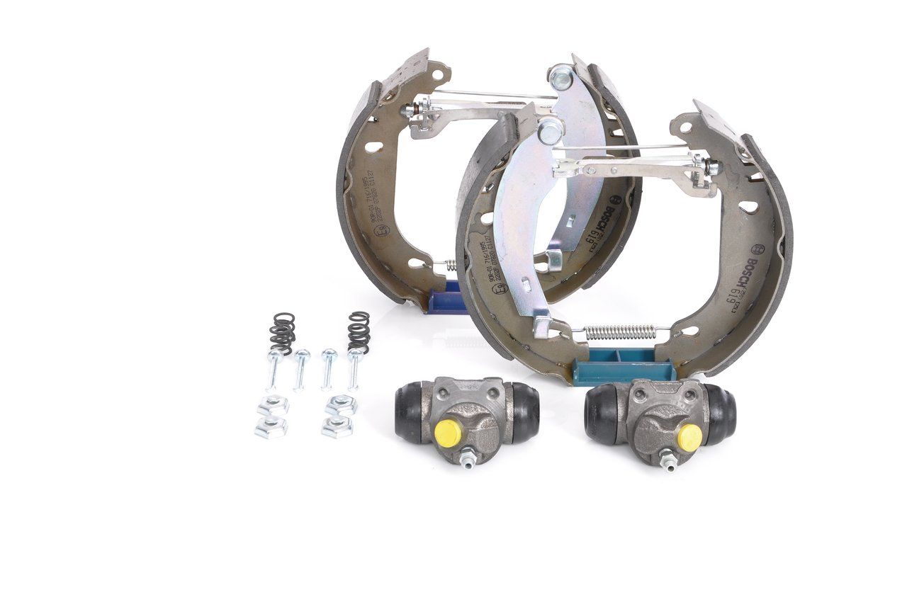 BOSCH 0 204 114 014 - Bremsbackensatz