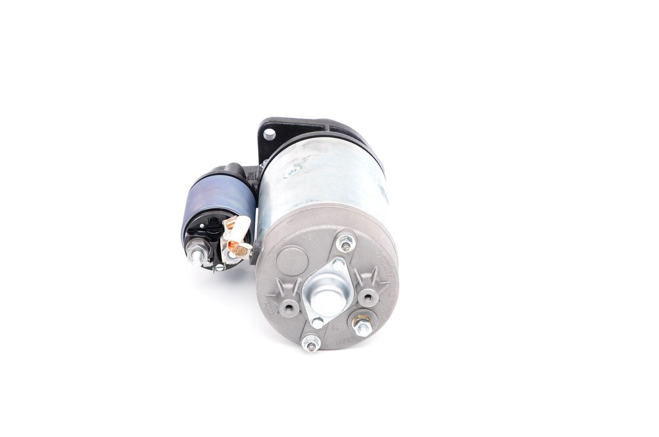 BOSCH 0 001 368 017 - Starter