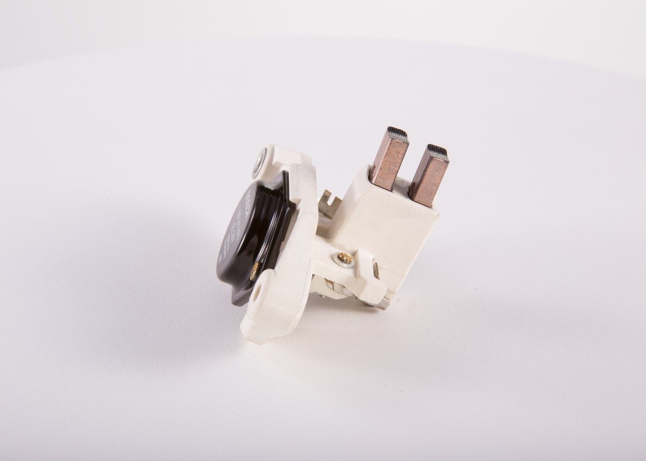 BOSCH 1 197 311 300 - Generatorregler