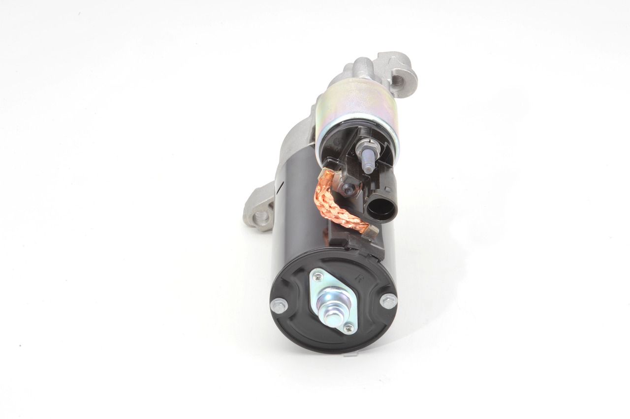 BOSCH 0 001 139 073 - Starter