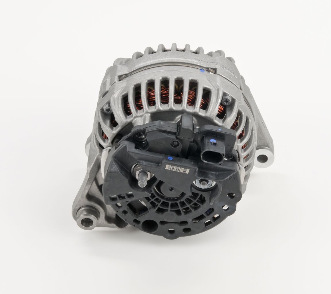 BOSCH 0 124 615 007 - Generator