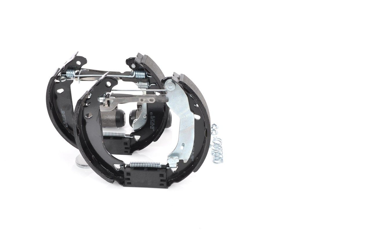 BOSCH 0 204 114 040 - Bremsbackensatz