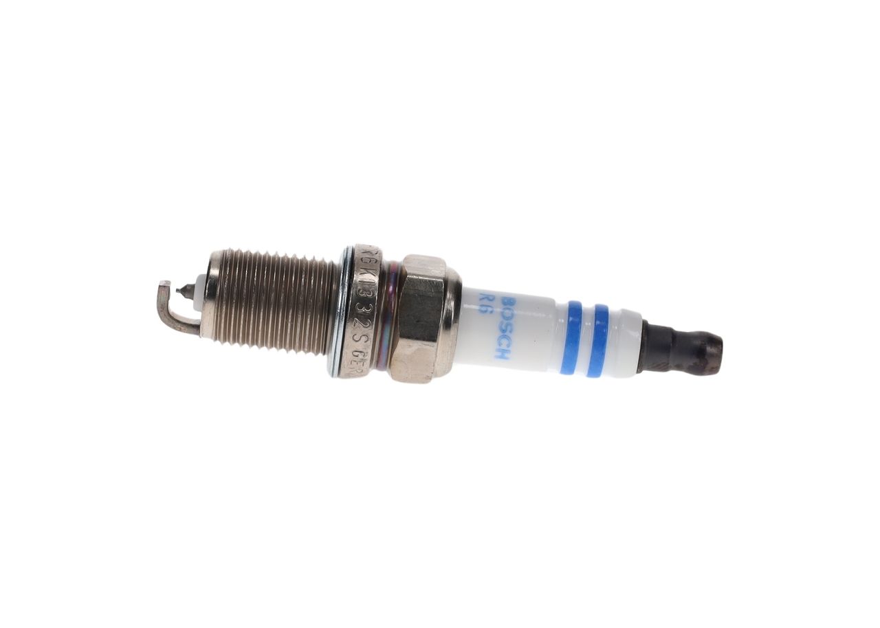 BOSCH 0 242 240 653 - Zündkerze