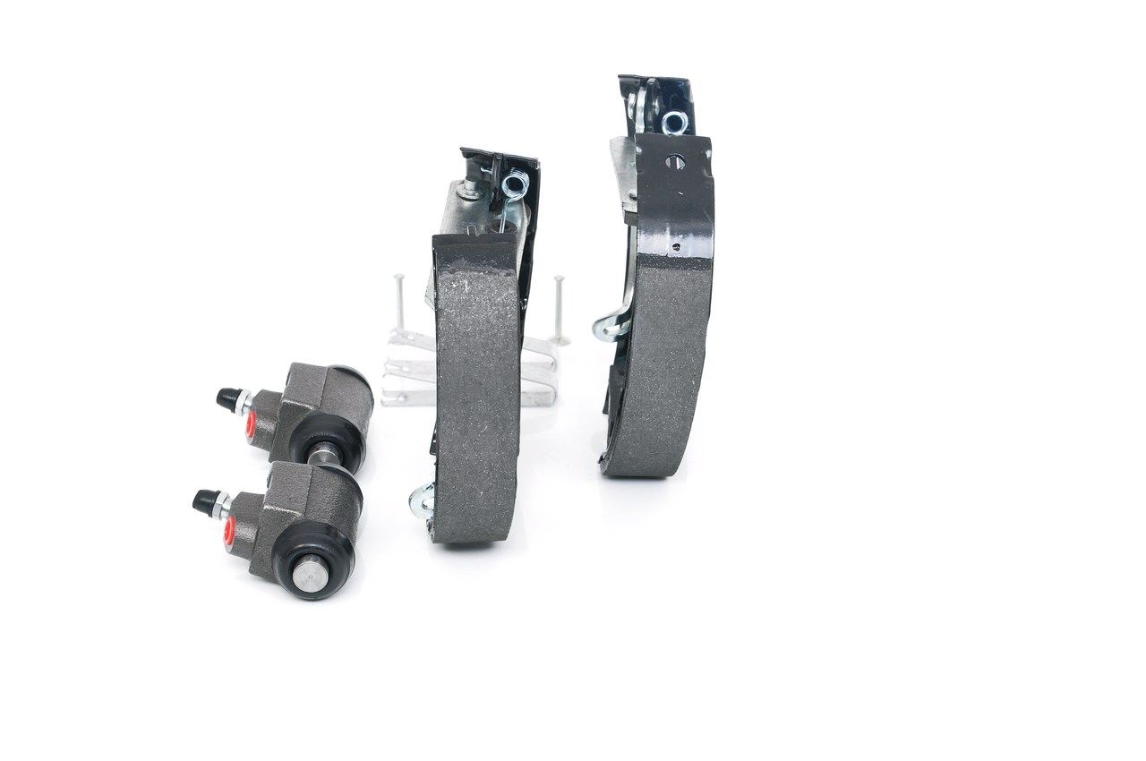 BOSCH 0 204 114 600 - Bremsbackensatz