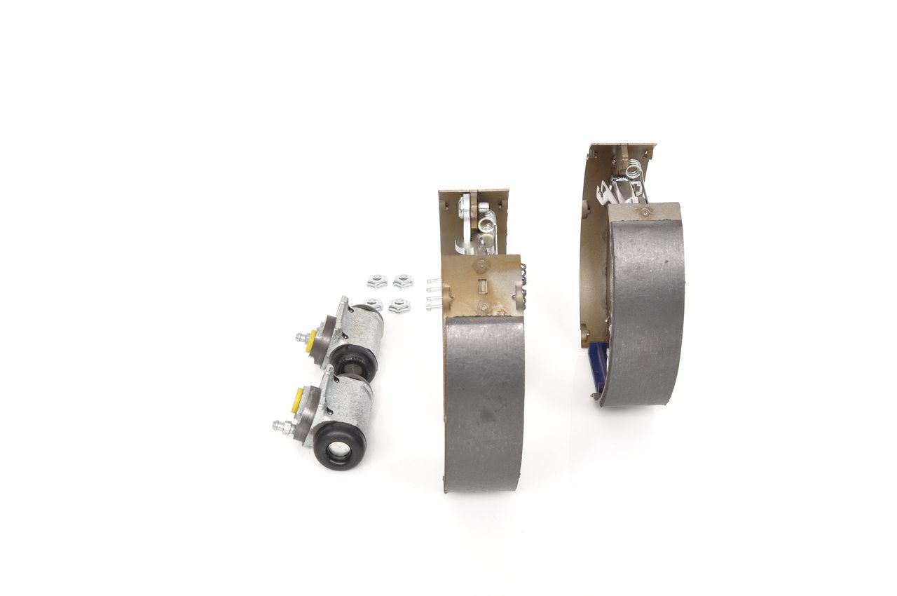 BOSCH 0 204 114 012 - Bremsbackensatz