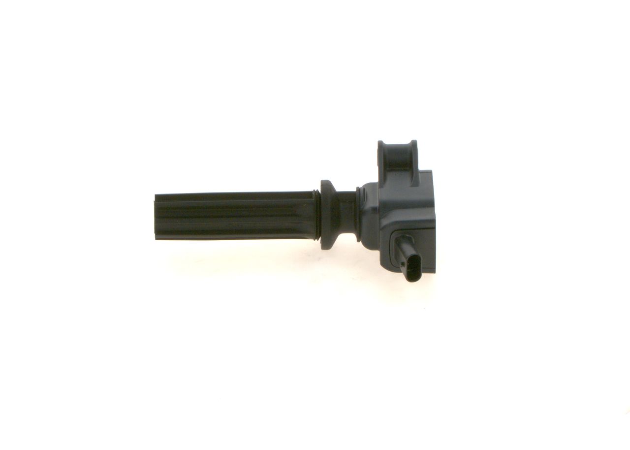 BOSCH 0 221 604 700 - Zündspule