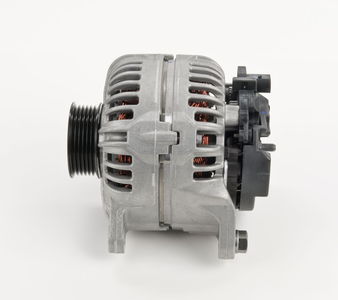 BOSCH 0 124 615 007 - Generator