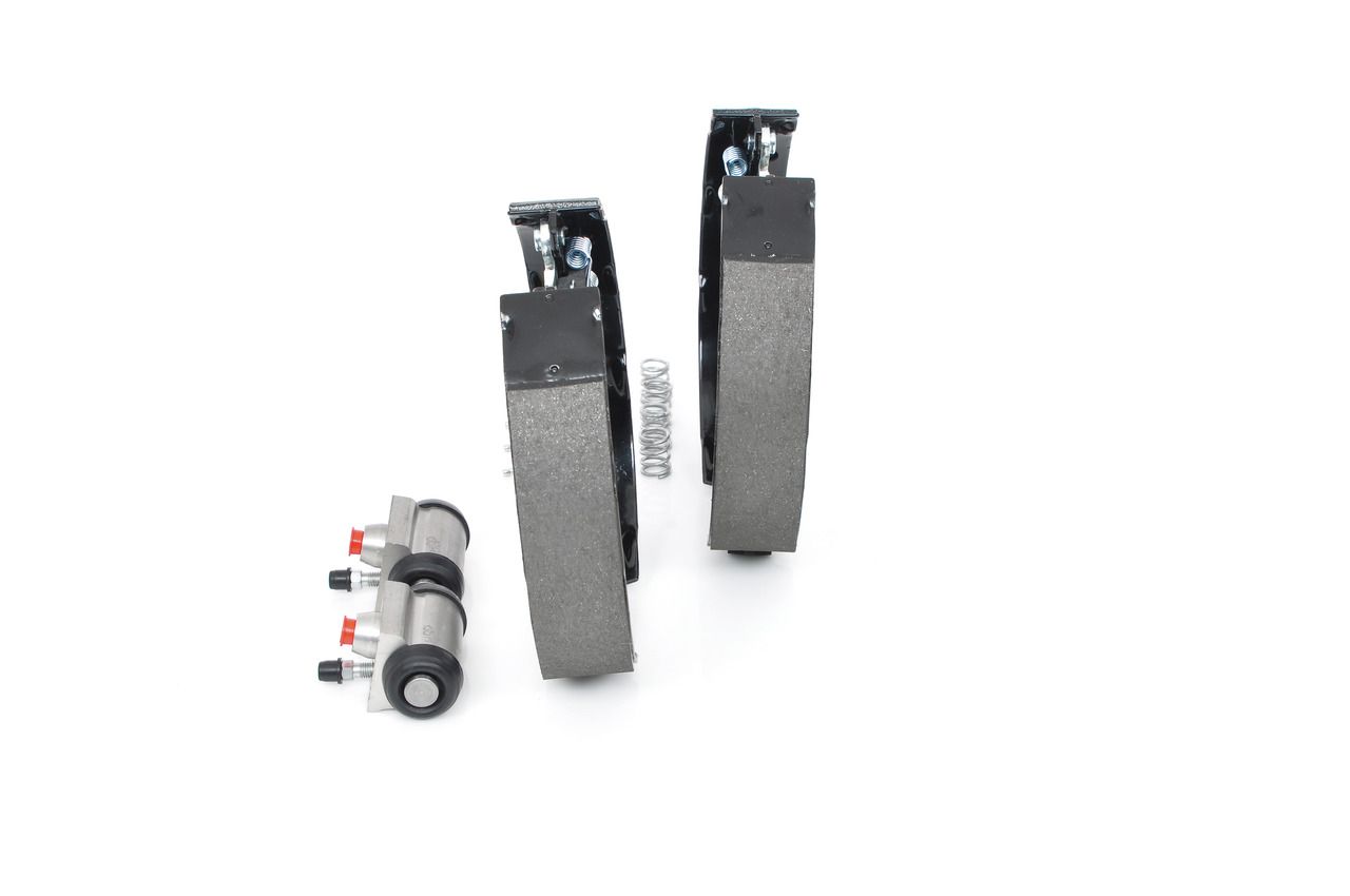 BOSCH 0 204 114 685 - Bremsbackensatz
