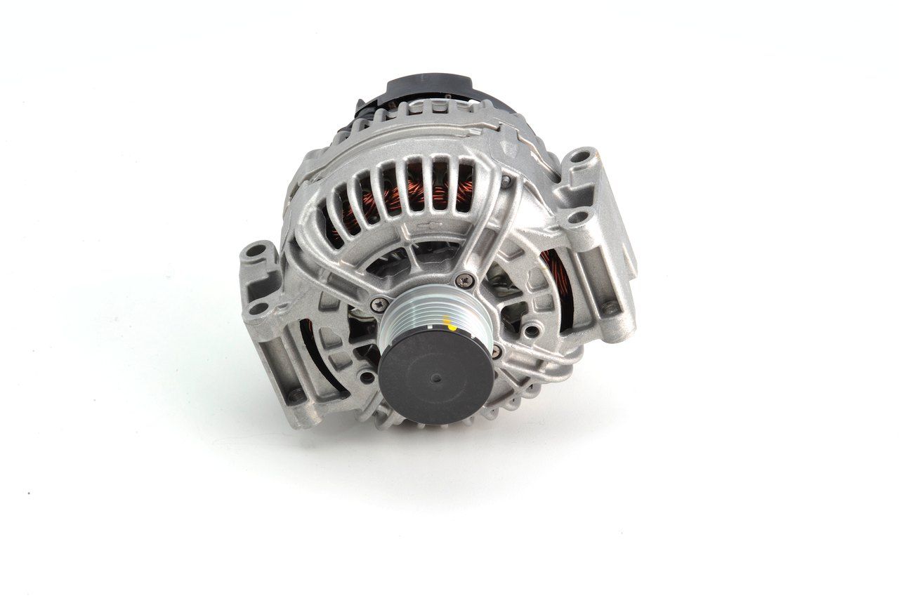 BOSCH 0 124 615 033 - Generator