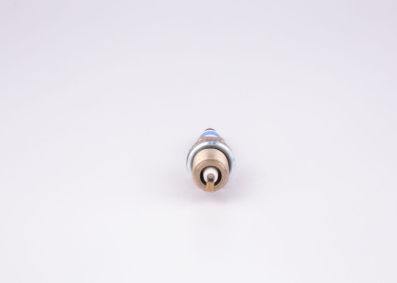 BOSCH 0 242 236 571 - Zündkerze