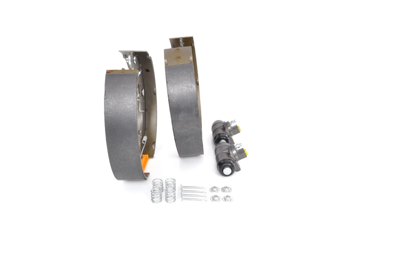 BOSCH 0 204 114 043 - Bremsbackensatz
