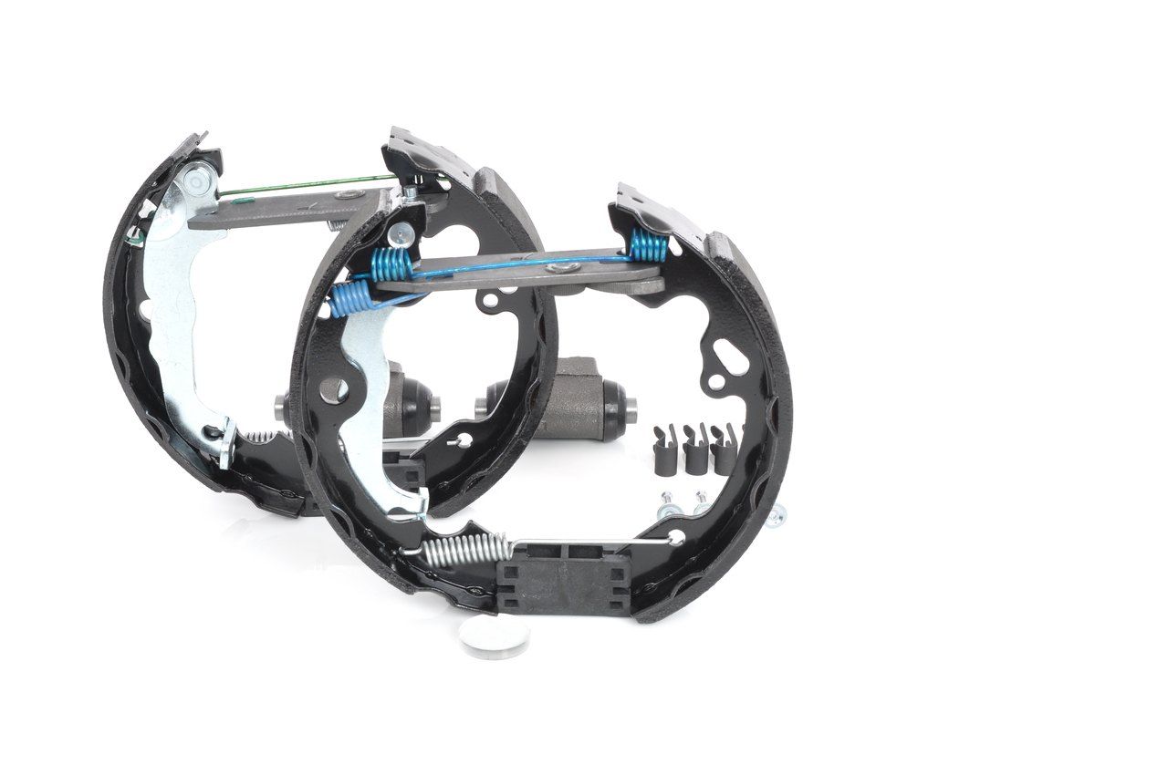 BOSCH 0 204 114 643 - Bremsbackensatz