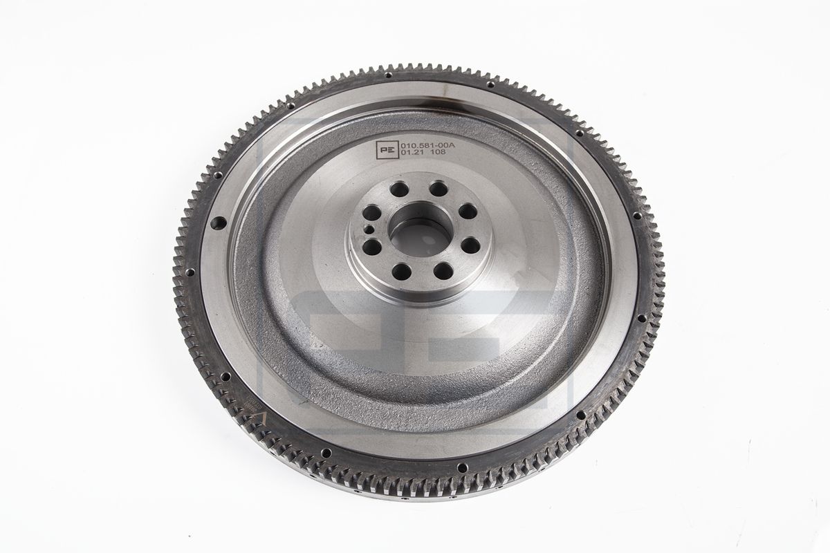 PE Automotive 010.581-00A - Schwungrad