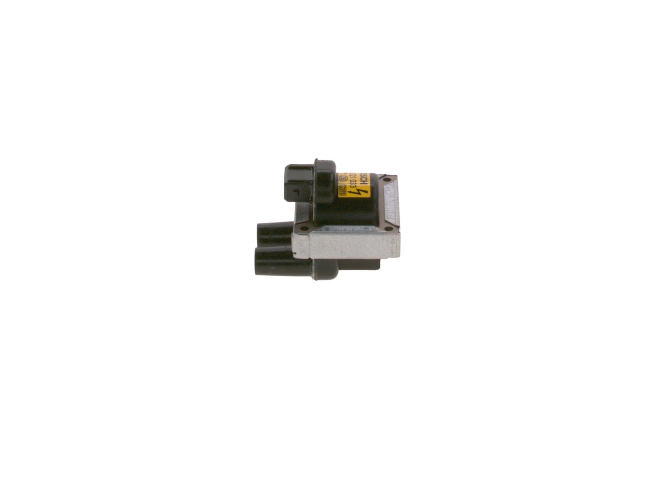 BOSCH 0 986 221 033 - Zündspule