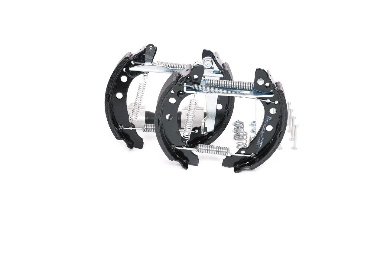 BOSCH 0 204 114 590 - Bremsbackensatz