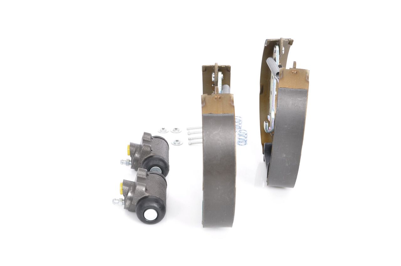 BOSCH 0 204 114 512 - Bremsbackensatz