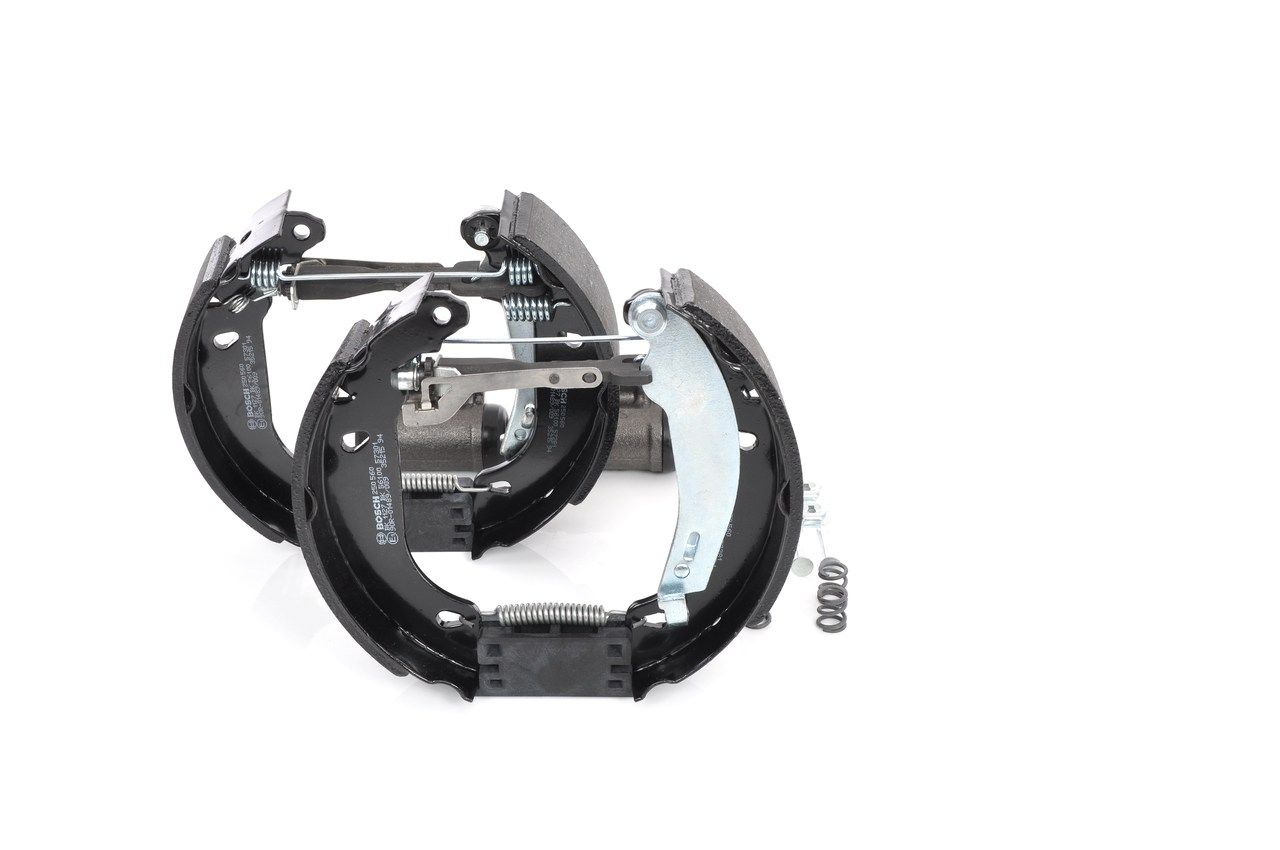 BOSCH 0 204 114 004 - Bremsbackensatz