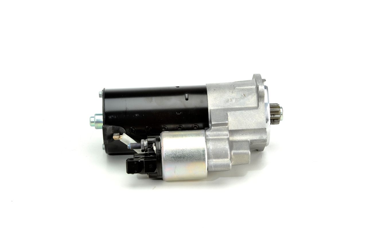 BOSCH 0 001 125 517 - Starter