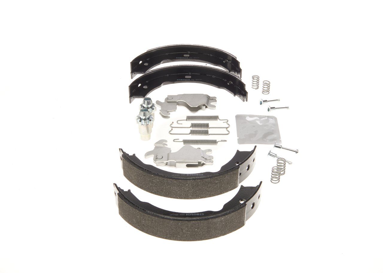 BOSCH 0 204 113 825 - Bremsbackensatz, Feststellbremse