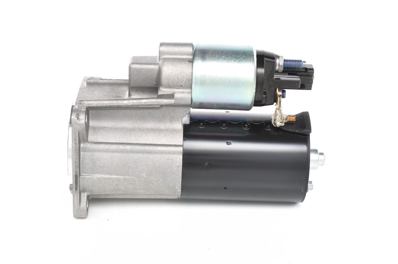 BOSCH 0 001 121 032 - Starter