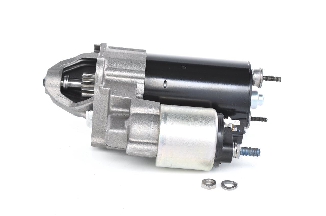 BOSCH 0 001 107 068 - Starter