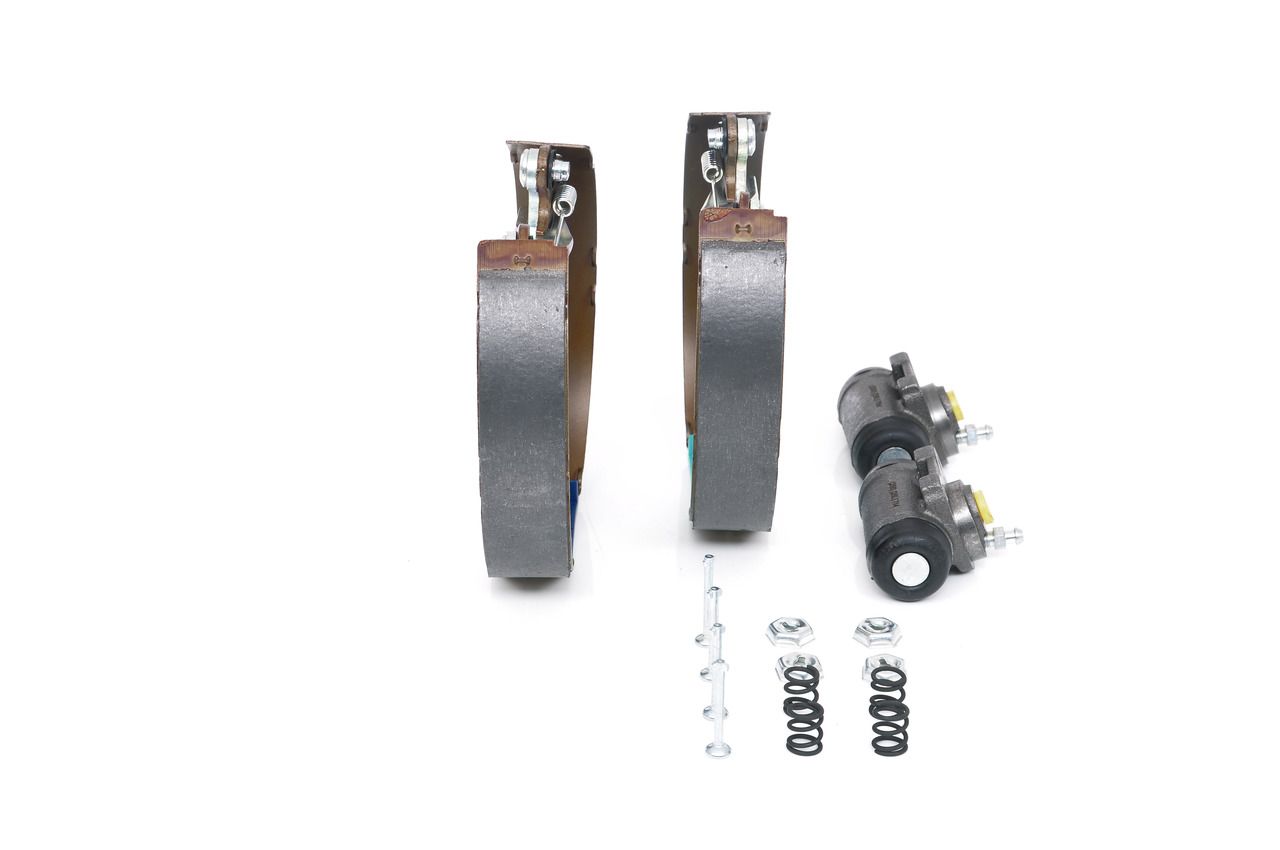 BOSCH 0 204 114 046 - Bremsbackensatz