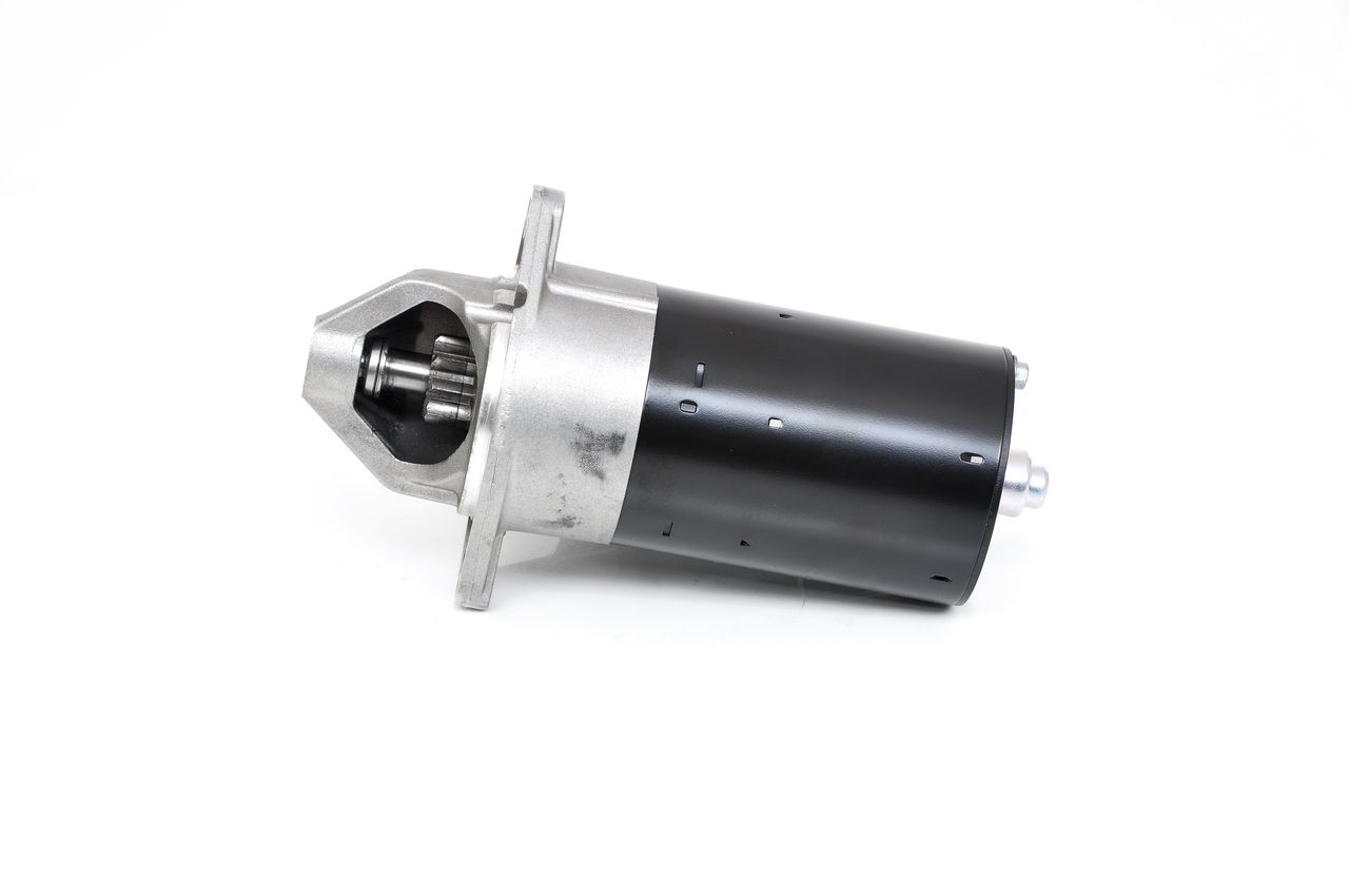 BOSCH 0 001 107 081 - Starter