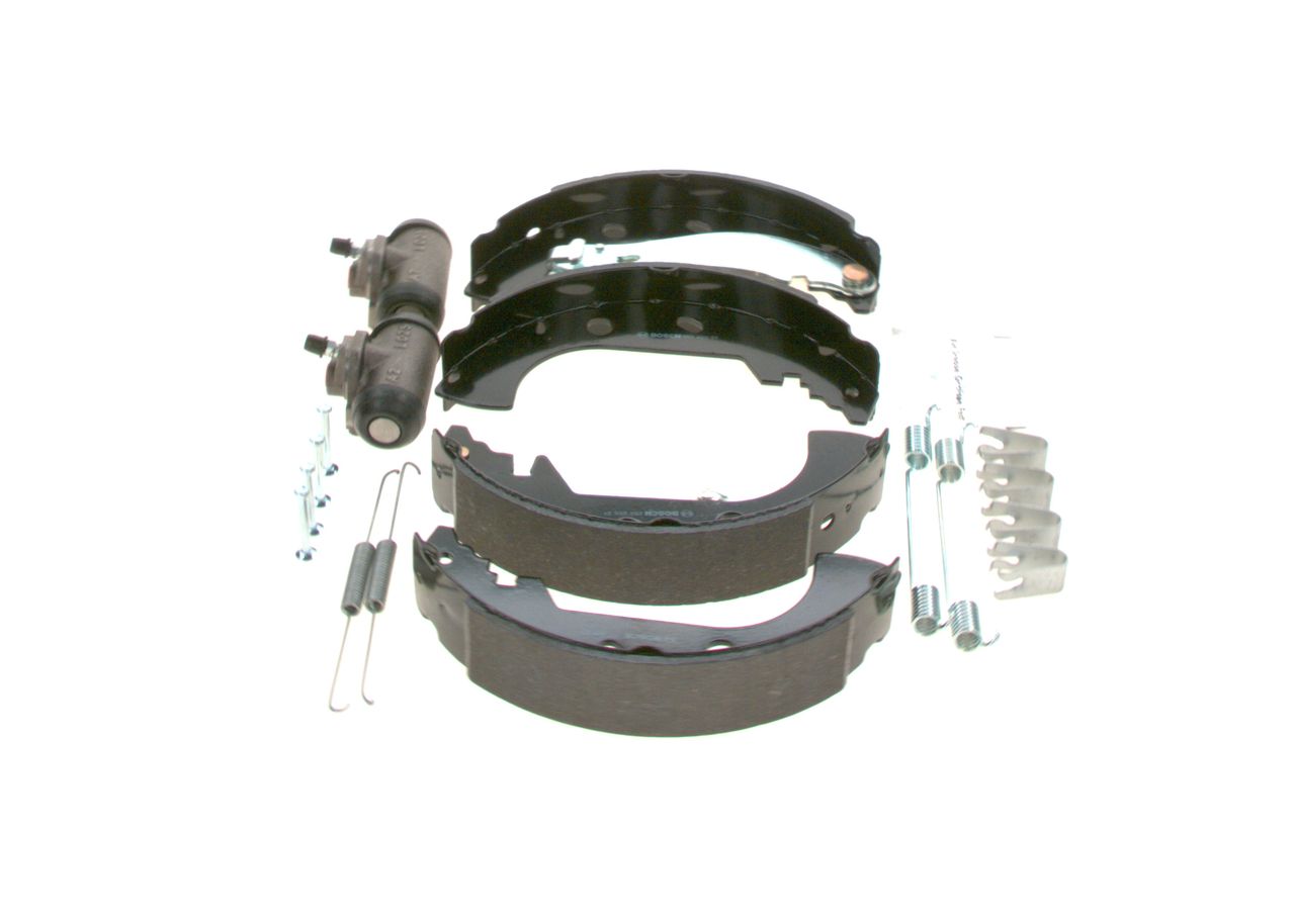 BOSCH 0 204 113 743 - Bremsbackensatz