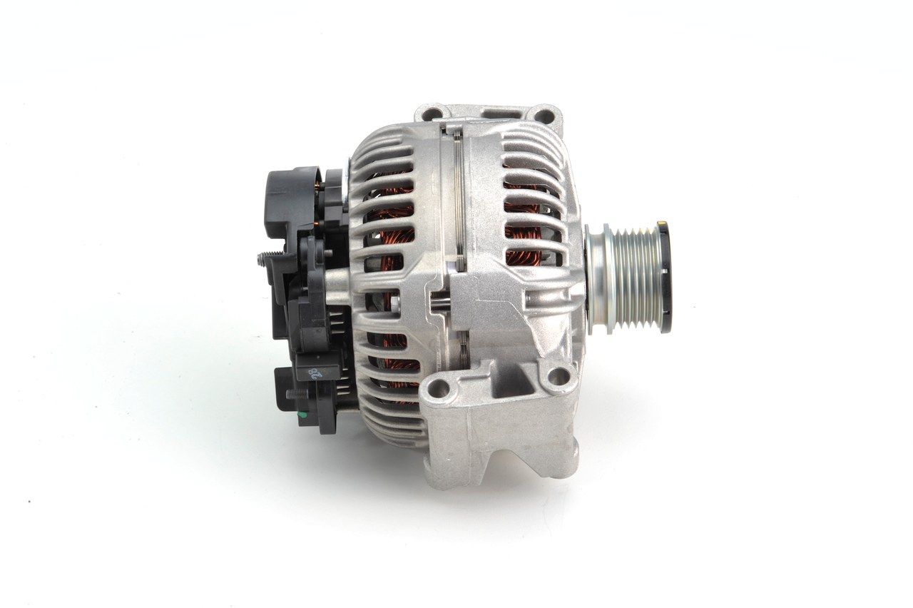 BOSCH 0 124 615 033 - Generator