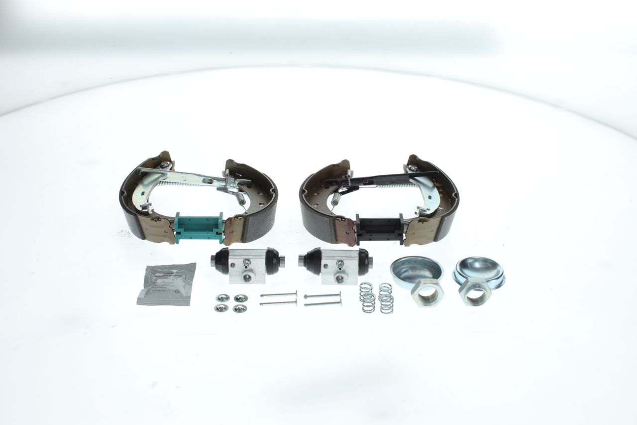 BOSCH 0 204 114 605 - Bremsbackensatz