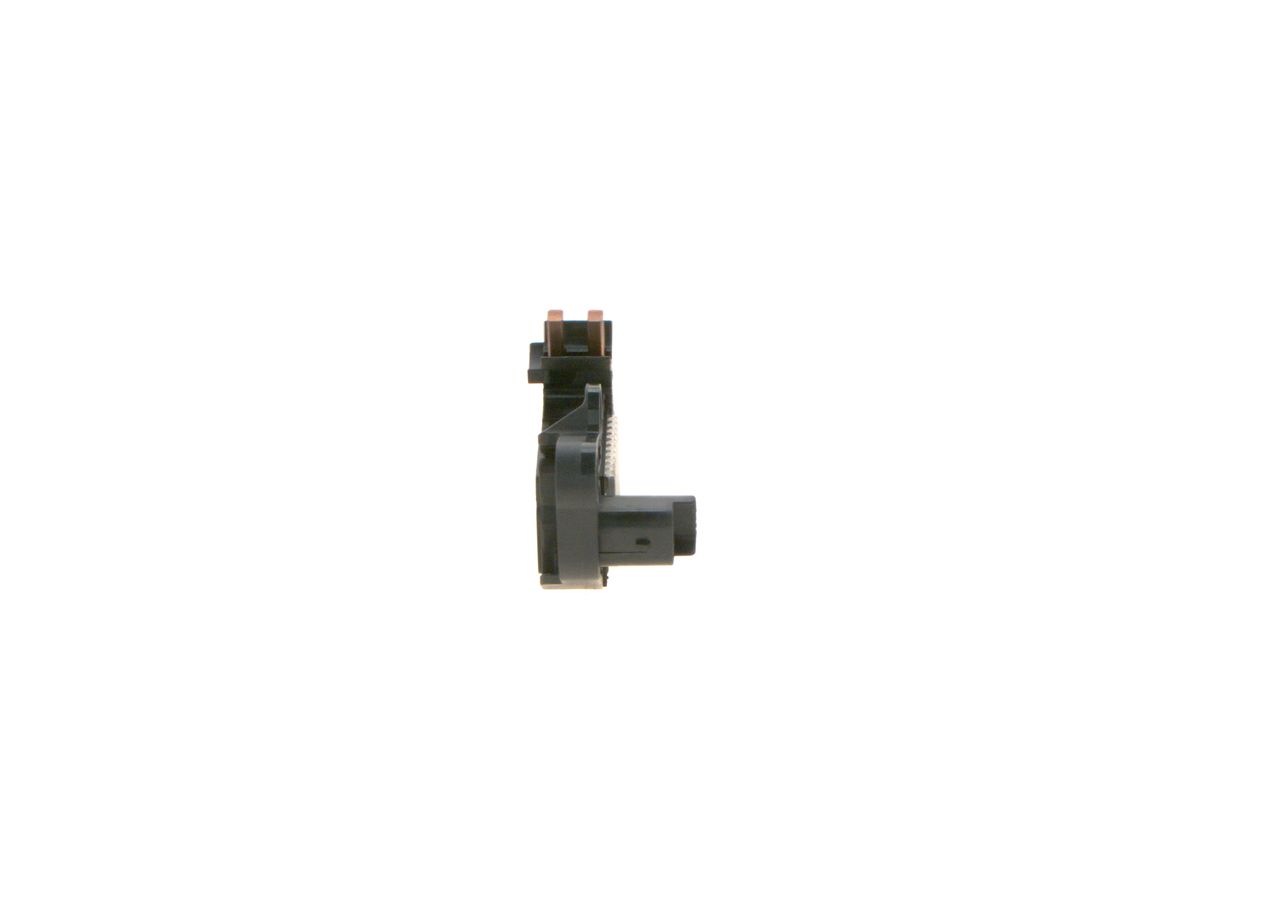 BOSCH 0 272 220 736 - Generatorregler