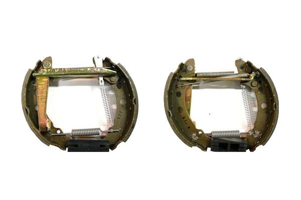BOSCH 0 204 114 053 - Bremsbackensatz