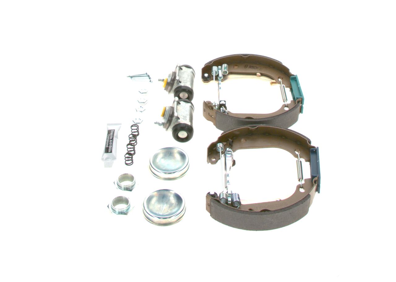 BOSCH 0 204 114 039 - Bremsbackensatz