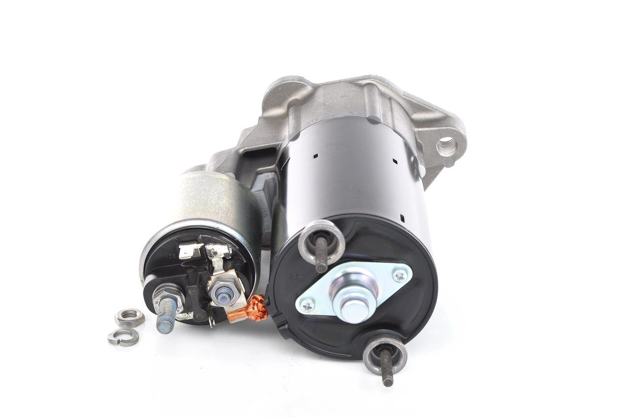 BOSCH 0 001 107 068 - Starter