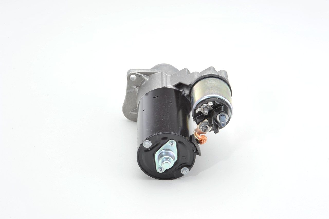 BOSCH 0 001 137 005 - Starter