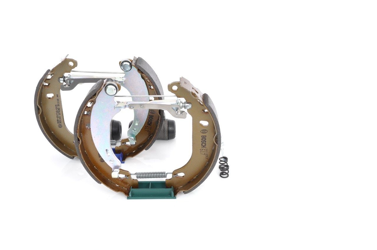 BOSCH 0 204 114 127 - Bremsbackensatz