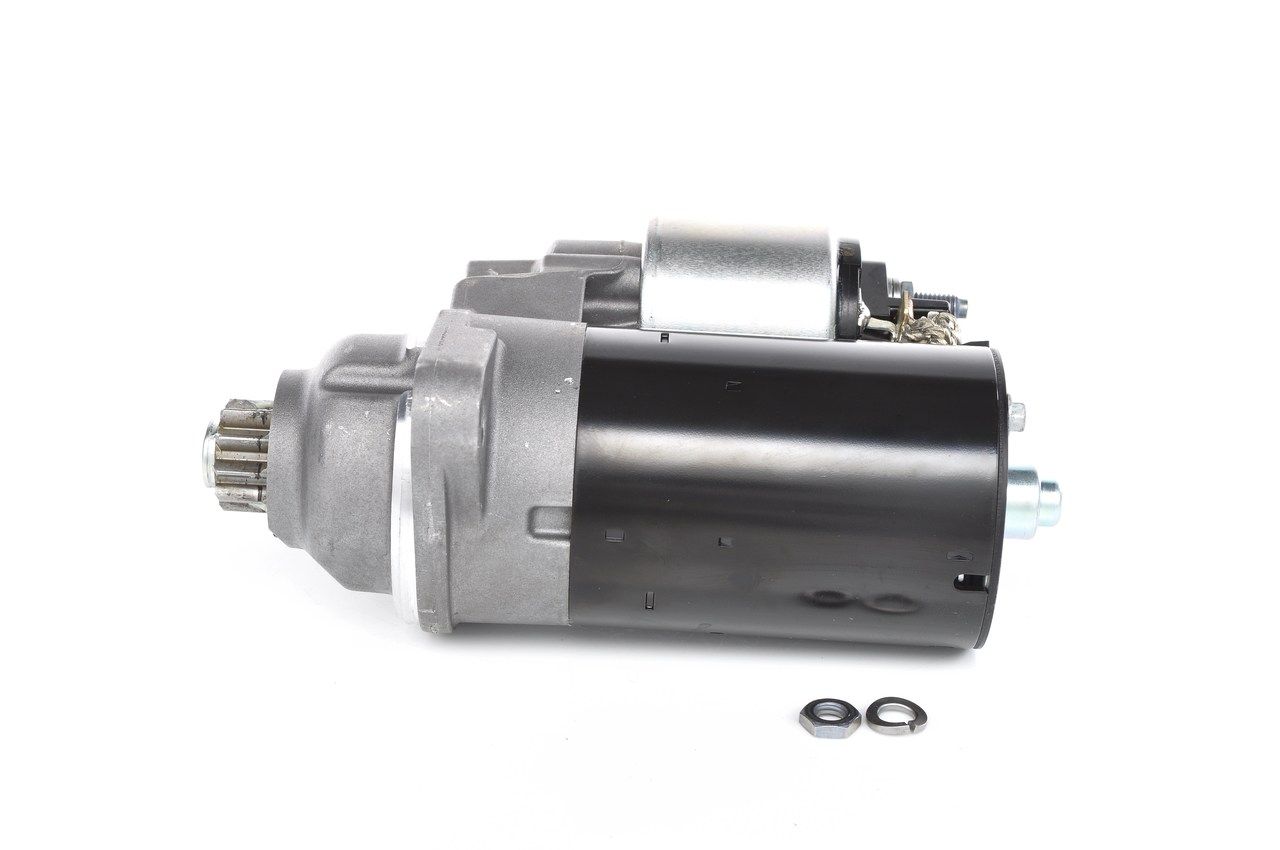 BOSCH 0 001 121 024 - Starter