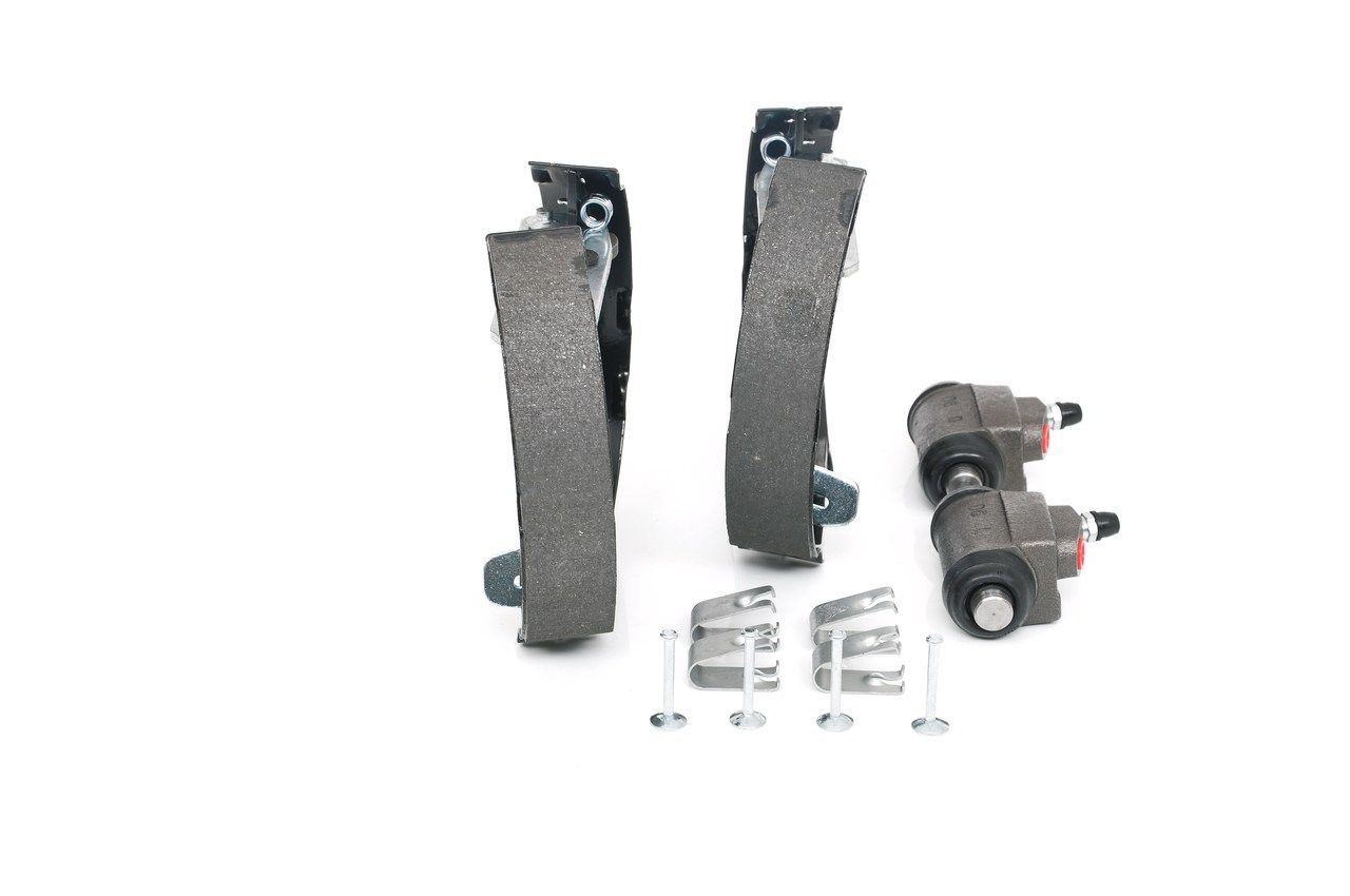BOSCH 0 204 114 641 - Bremsbackensatz