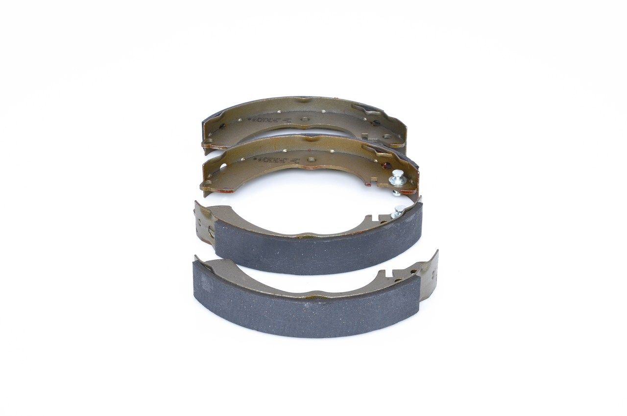 BOSCH 0 986 487 908 - Bremsbackensatz