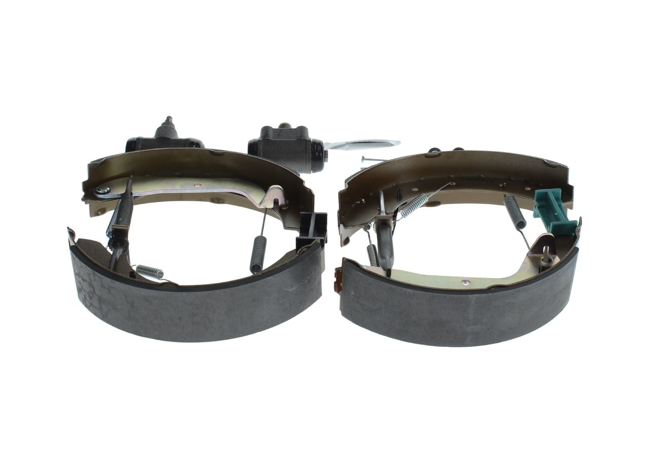 BOSCH 0 204 114 530 - Bremsbackensatz