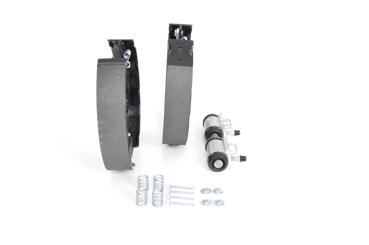 BOSCH 0 204 114 152 - Bremsbackensatz