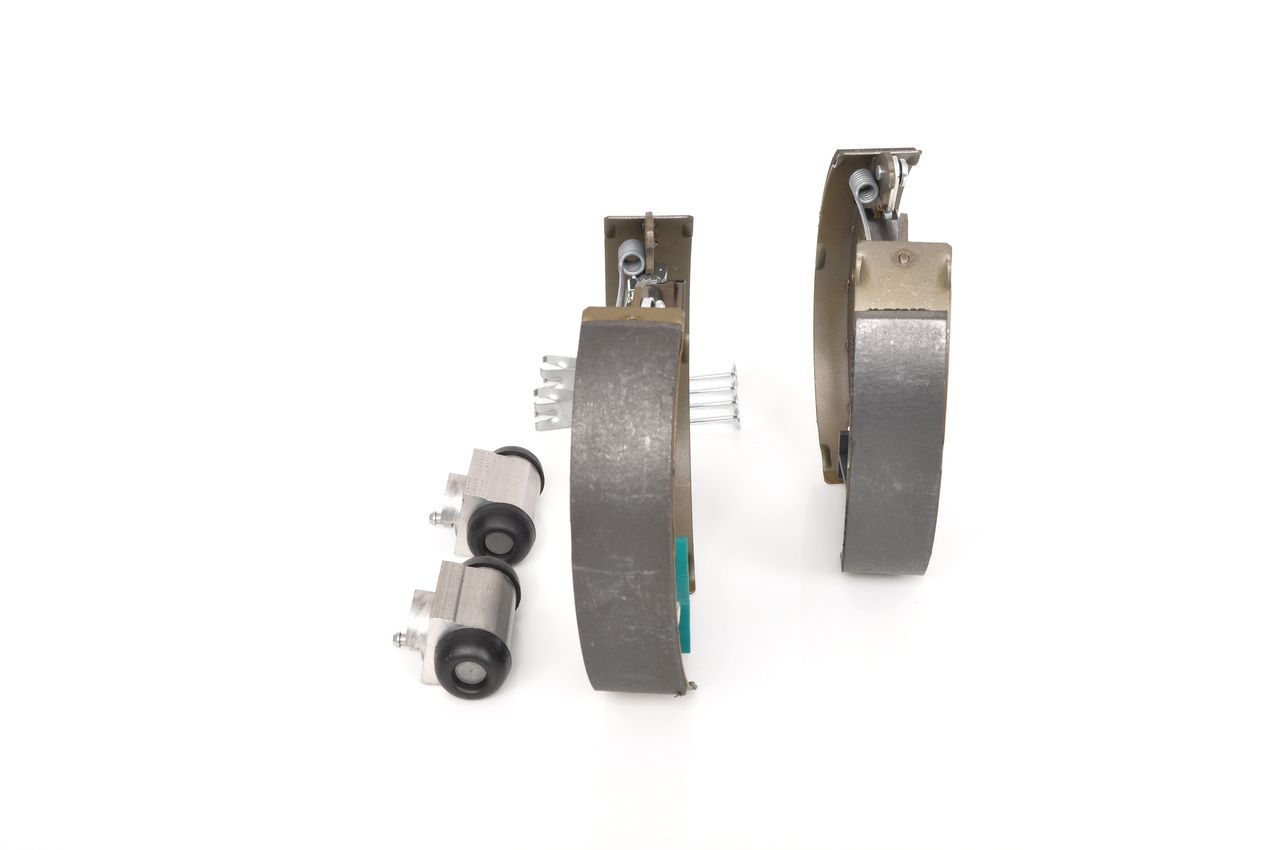 BOSCH 0 204 114 654 - Bremsbackensatz