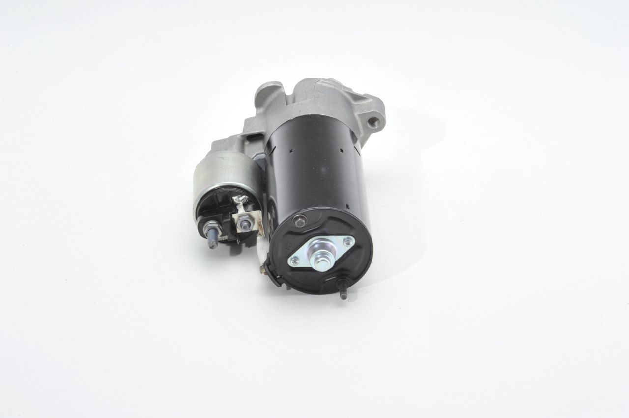 BOSCH 0 001 110 136 - Starter