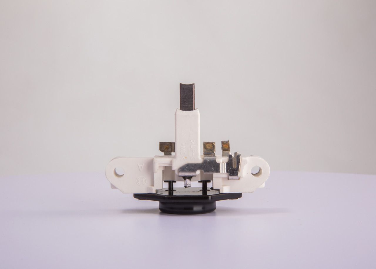 BOSCH 1 197 311 212 - Generatorregler