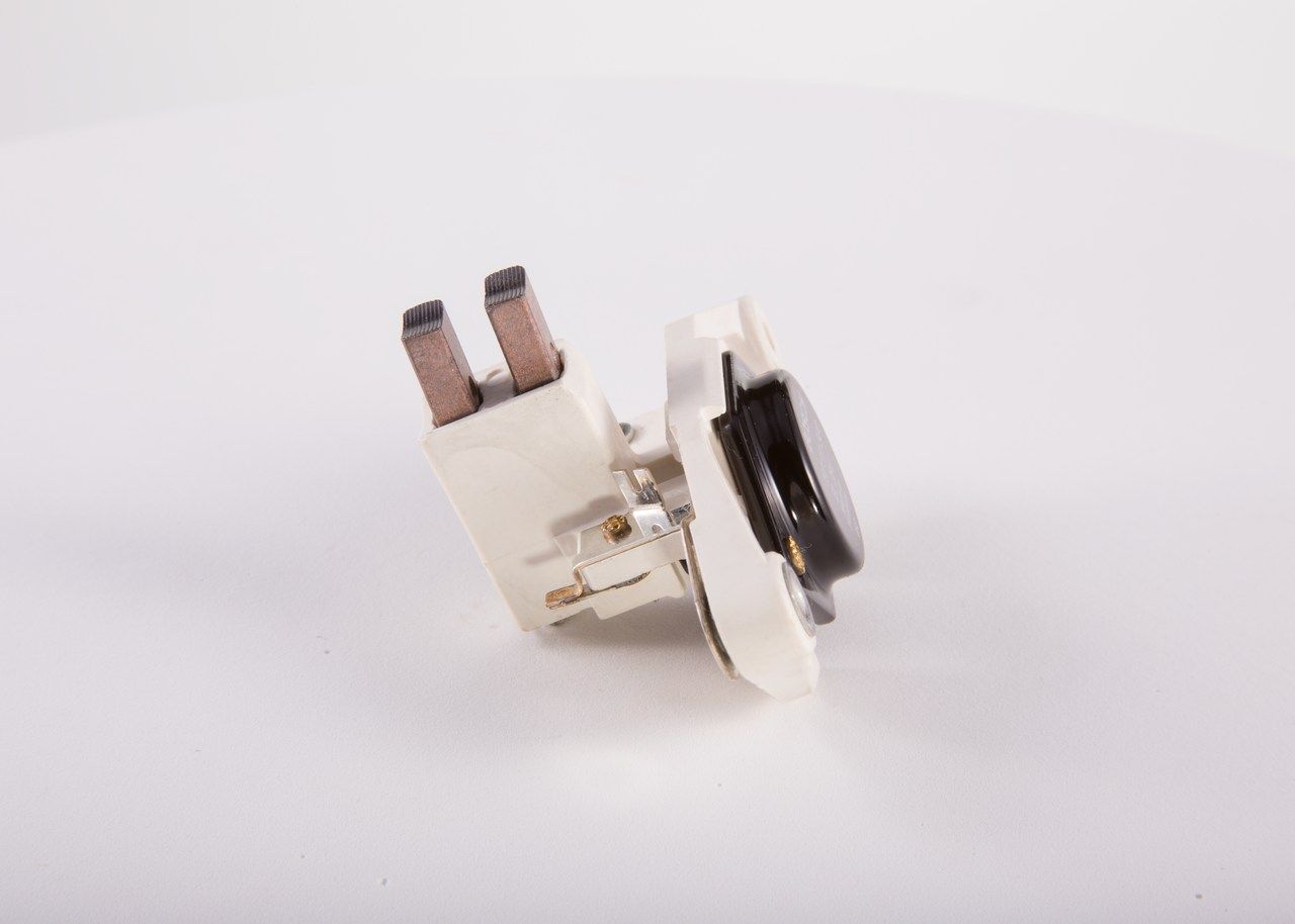 BOSCH 1 197 311 300 - Generatorregler