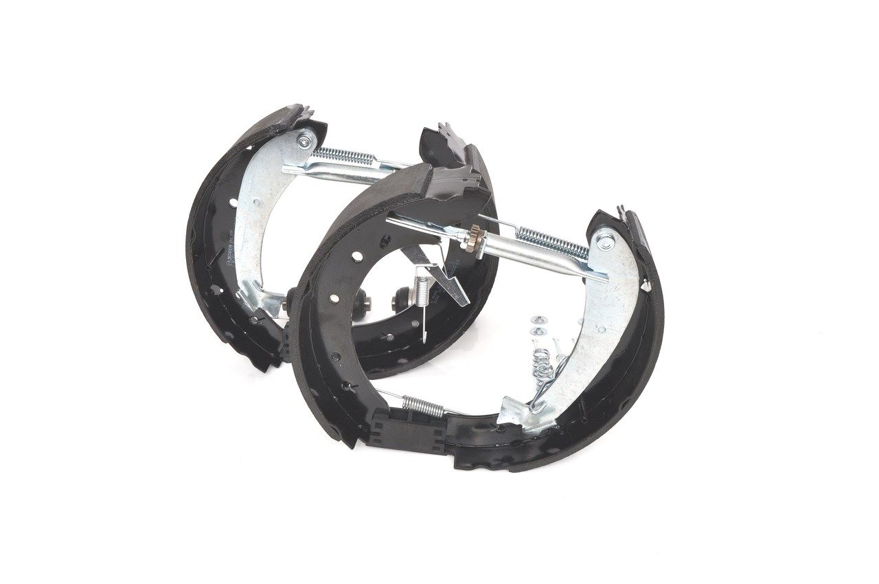 BOSCH 0 204 114 667 - Bremsbackensatz