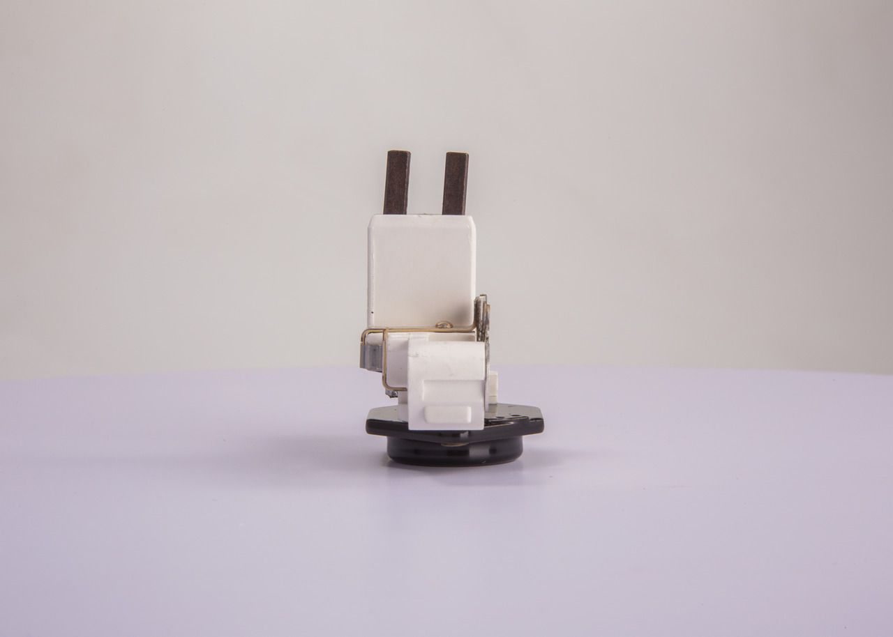 BOSCH 1 197 311 214 - Generatorregler