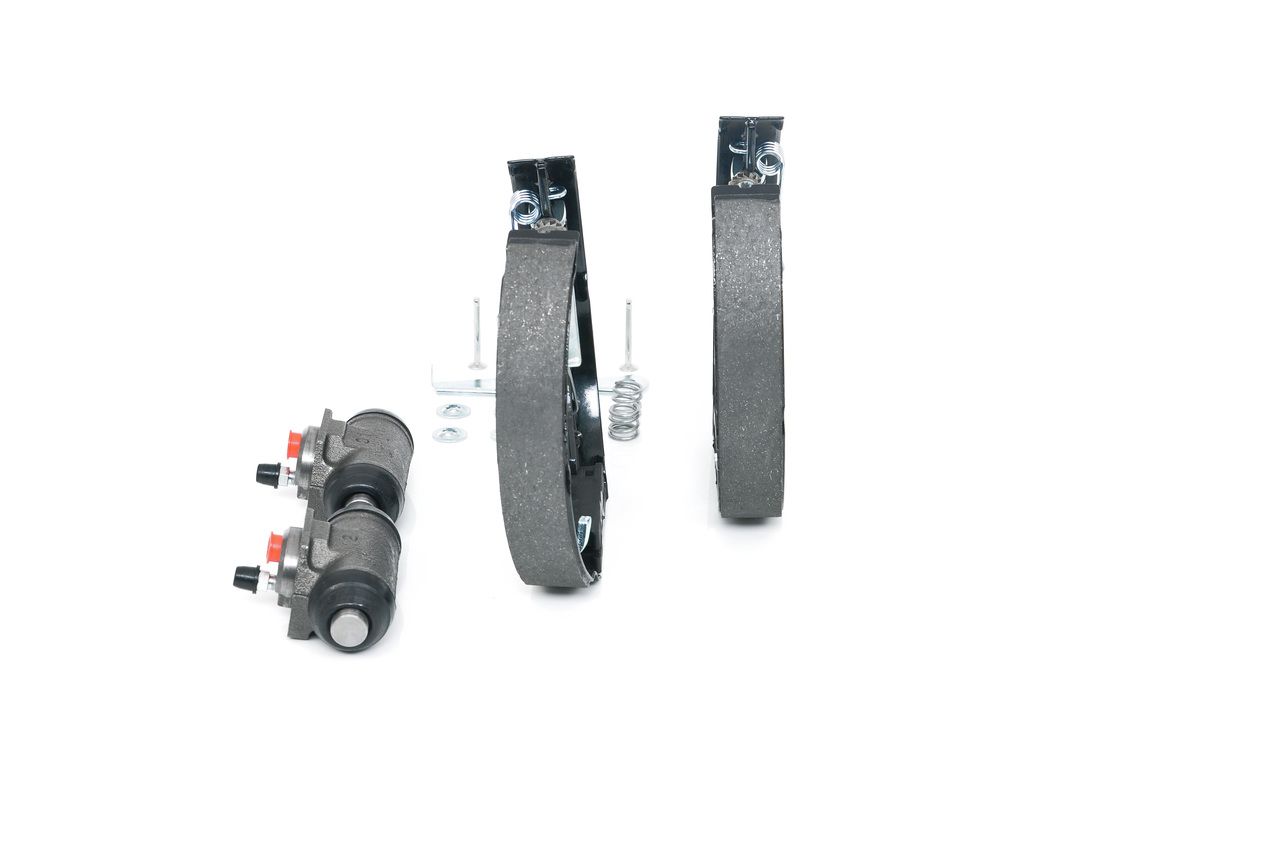 BOSCH 0 204 114 640 - Bremsbackensatz