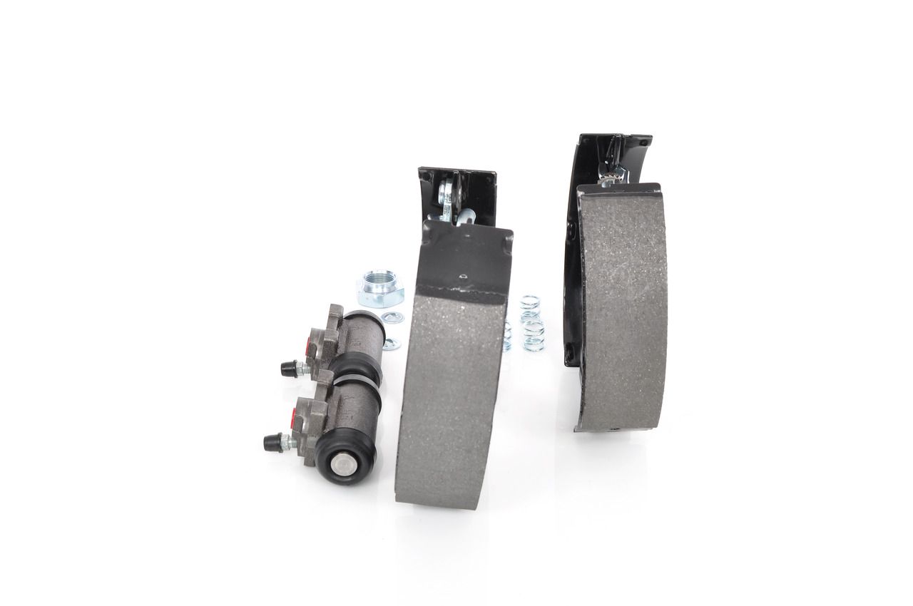 BOSCH 0 204 114 534 - Bremsbackensatz