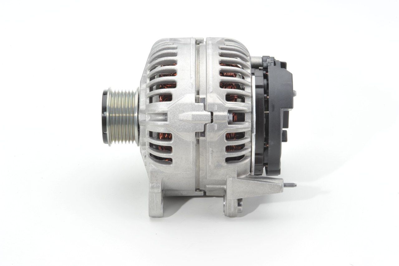 BOSCH 0 124 615 026 - Generator